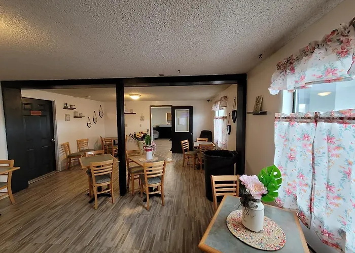 Grizzly Hotel